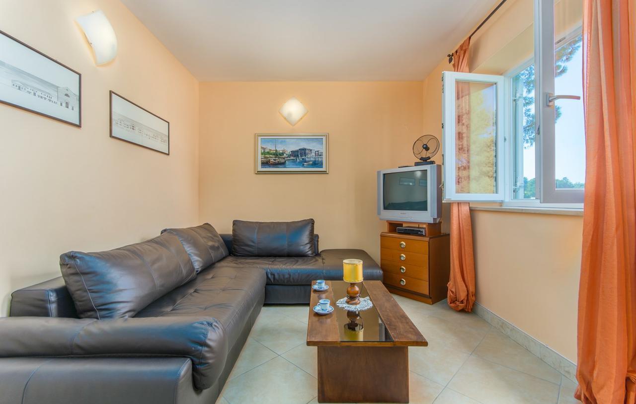 Apartment Riva פורץ מראה חיצוני תמונה